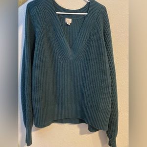 V-neck Sweater